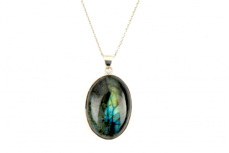 Large Oval green Labradorite set in thick silver on 18ins 45cm cable chain